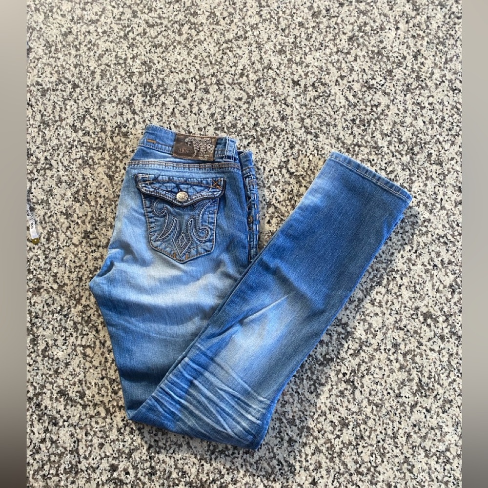 Women's Blue Straight Leg Jeans